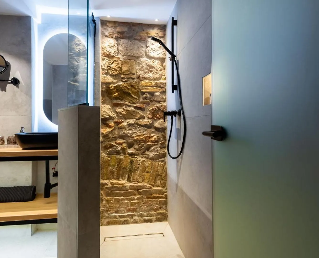 Freja- Luxury Studio Apartment Old Town Zadar Center